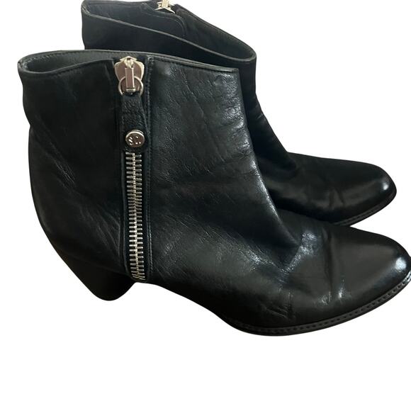Vintage Stuart Weitzman Black Heel Leather Booties Size 9 - Picture 3 of 9